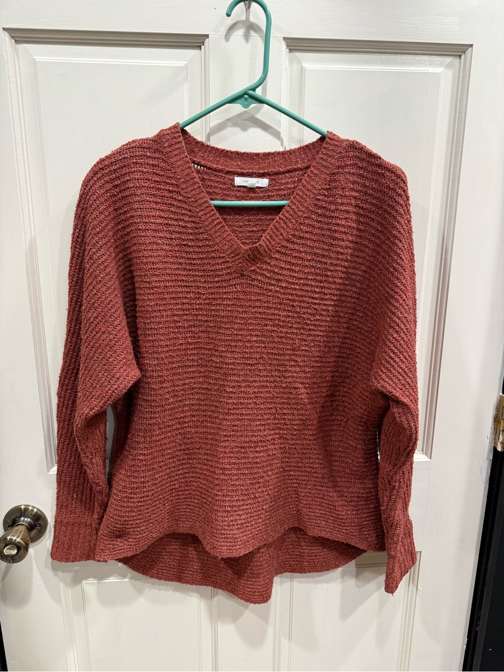 Madewell V-Neck Chunky Knit Sweater in Rust